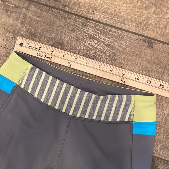 IVIVVA Grey Blue Full Length Ruffled Leggings Size 12 - Picture 6 of 10